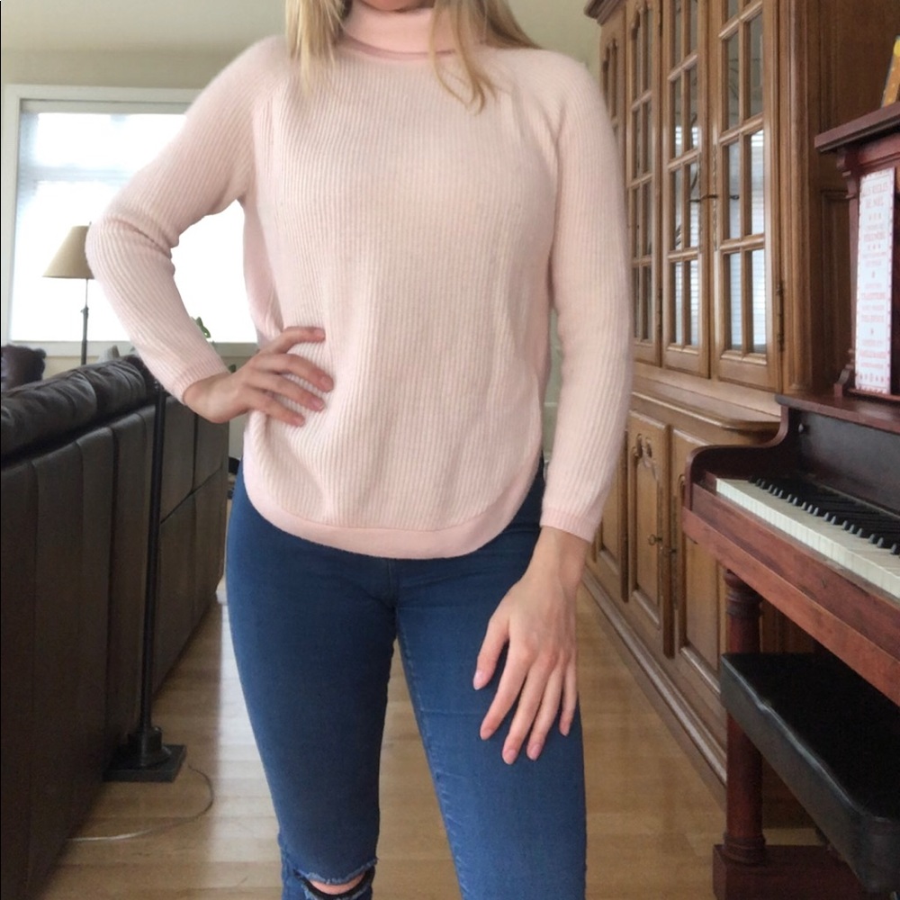 Pink Knit - Picture 3 of 7